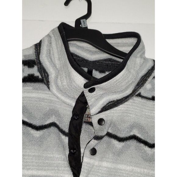 A Cabin Fever Women's Plus Cozy Fleece Pullover Jacket Southwestern Pattern 2XL - Picture 7 of 10